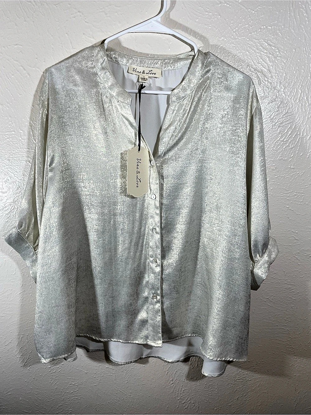 Vine & Love Metallic Blouse Metallic Silver Large NWT